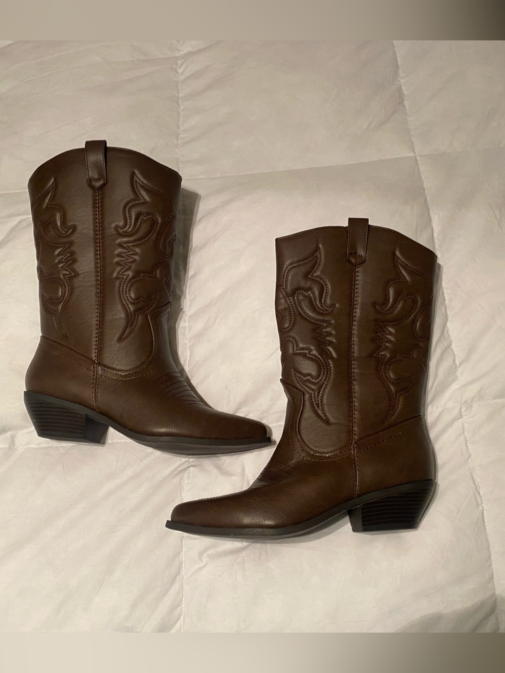Women's Brown Western Cowboy Boots - Picture 6 of 8